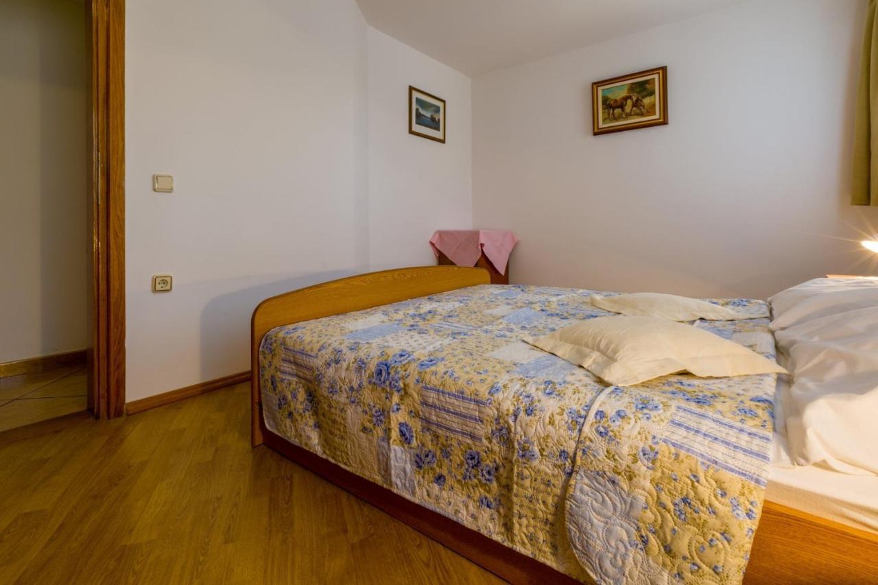 Mali Marino Selce Apartment Ngoại thất bức ảnh