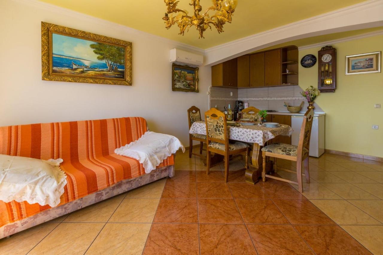 Mali Marino Selce Apartment Ngoại thất bức ảnh