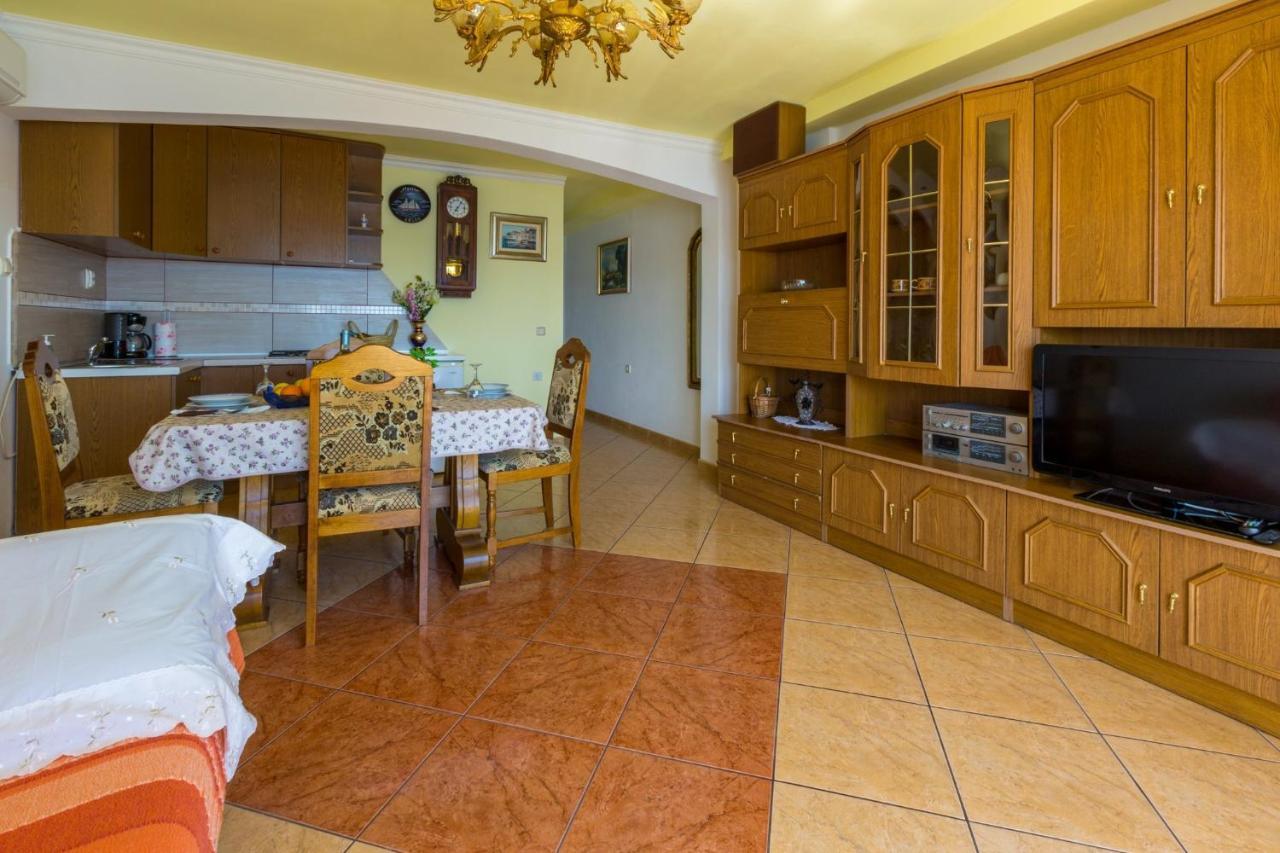Mali Marino Selce Apartment Ngoại thất bức ảnh